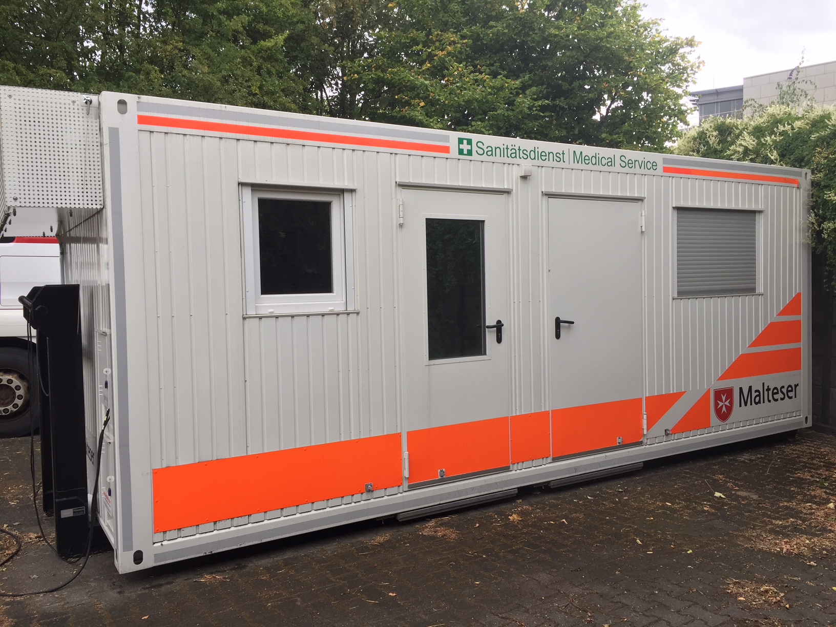 e0f32e27e5San_Container.JPG